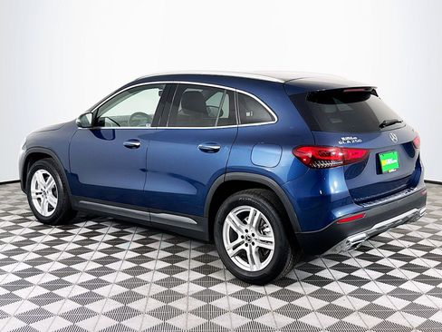 Used 2023 Mercedes-Benz GLA 250 4MATIC w/ Premium Package image 6