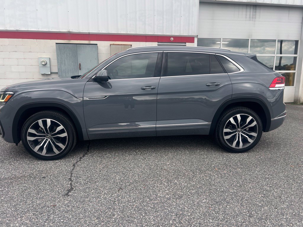 Used 2021 Volkswagen Atlas Cross Sport SEL Premium R-Line AWD/4WD image 3