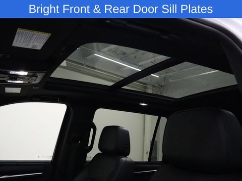 Used 2024 GMC Yukon XL Denali AWD/4WD image 20