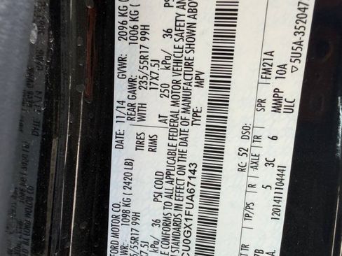 Used 2015 Ford Escape SE w/ Equipment Group 201A FWD image 16