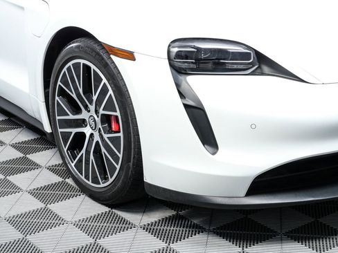 Certified 2022 Porsche Taycan 4S image 33