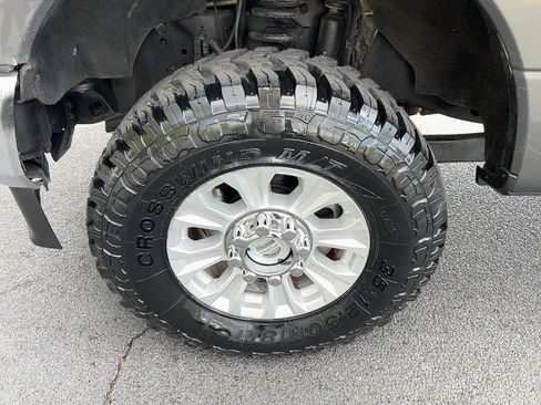 Used 2020 Ford F250 XLT w/ XLT Value Package image 11