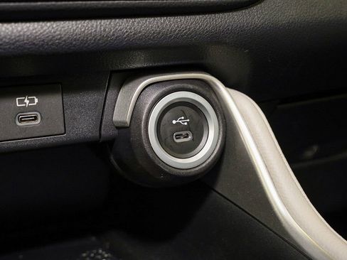 Used 2026 Toyota Grand Highlander Limited image 19