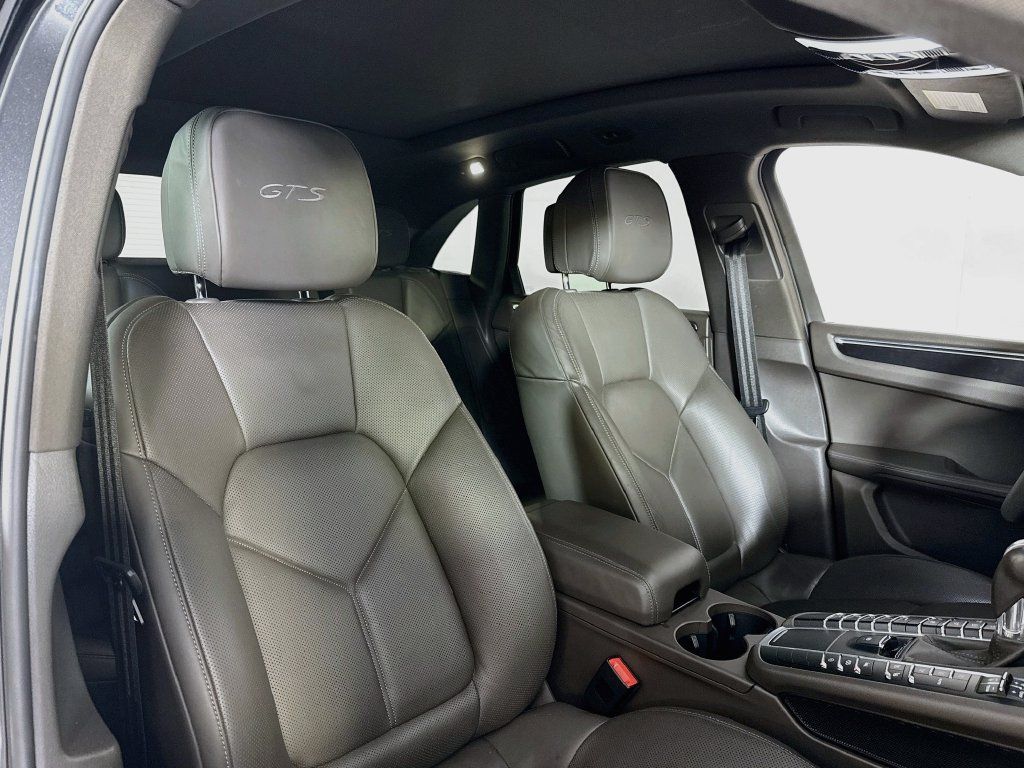Certified 2020 Porsche Macan GTS AWD/4WD image 18