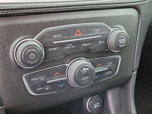 Used 2021 Dodge Charger R/T w/ Plus Group image 30