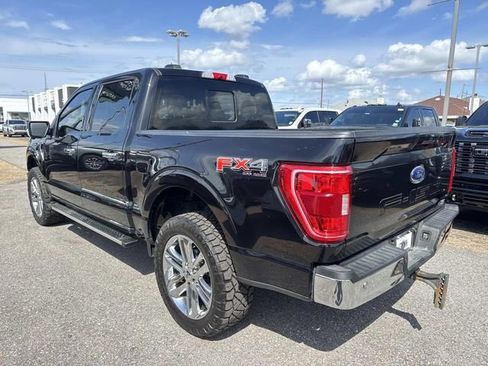 Used 2022 Ford F150 XLT w/ Equipment Group 302A High image 9
