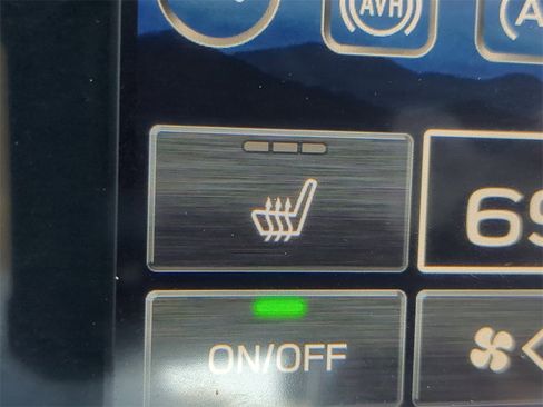 Used 2025 Subaru Legacy Premium image 22