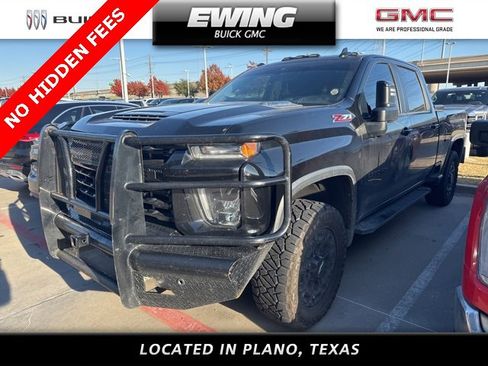 Used 2021 Chevrolet Silverado 2500 LTZ w/ LTZ Plus Package image 2