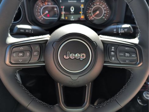 New 2026 Jeep Gladiator Rubicon w/ Safety Group AWD/4WD image 10