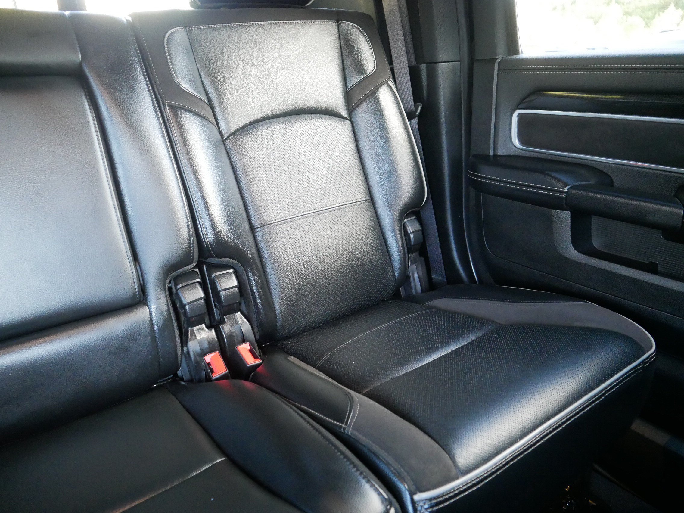 Used 2022 RAM 2500 Laramie AWD/4WD image 14