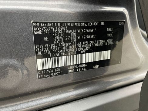 Used 2025 Toyota RAV4 LE image 28