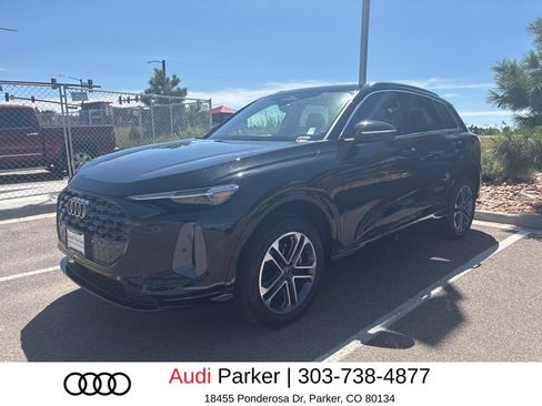 Used 2025 Audi Q5 Premium Plus w/ Premium Plus AWD/4WD image 1