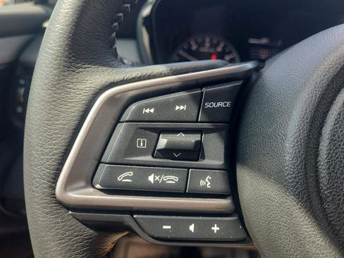 Used 2024 Subaru Outback Premium AWD/4WD image 18
