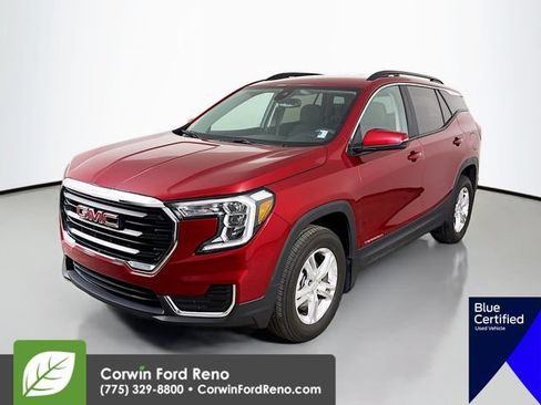 Used 2023 GMC Terrain SLE w/ Driver Convenience Package AWD/4WD image 4