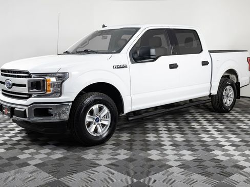 Used 2019 Ford F150 XLT image 1