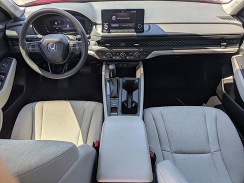 Used 2025 Honda Accord SE image 13