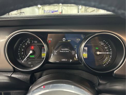 Used 2021 Jeep Wrangler Unlimited Rubicon 4xe w/ Cold Weather Group image 12