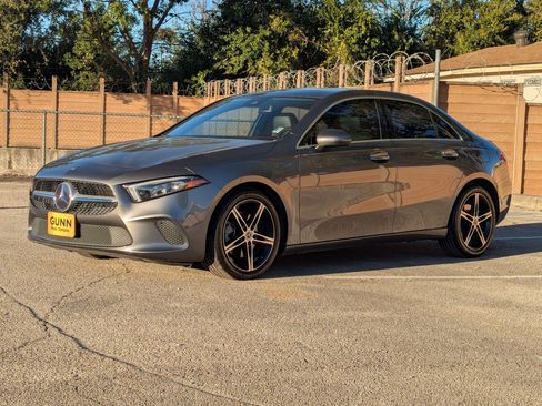 Used 2021 Mercedes-Benz A 220 image 8