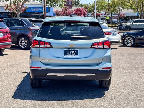Used 2022 Chevrolet Equinox LT FWD image 3