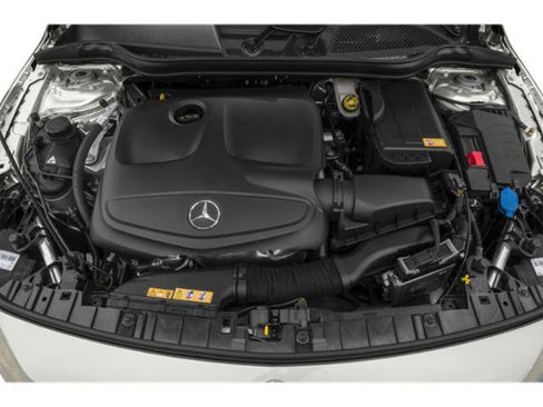 Used 2015 Mercedes-Benz GLA 250 4MATIC image 14