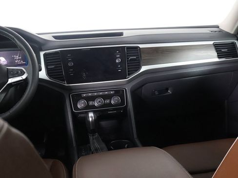 Used 2023 Volkswagen Atlas SE image 29