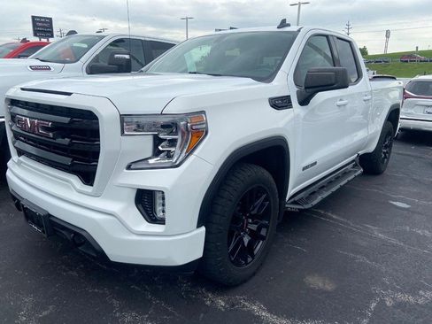Used 2019 GMC Sierra 1500 Elevation w/ Elevation Value Package AWD/4WD image 4