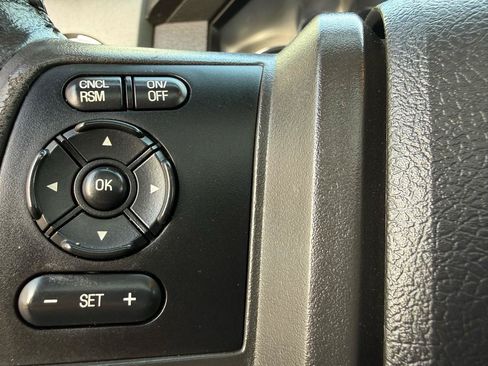Used 2011 Ford F250 Lariat w/ Lariat Ultimate Pkg AWD/4WD image 37