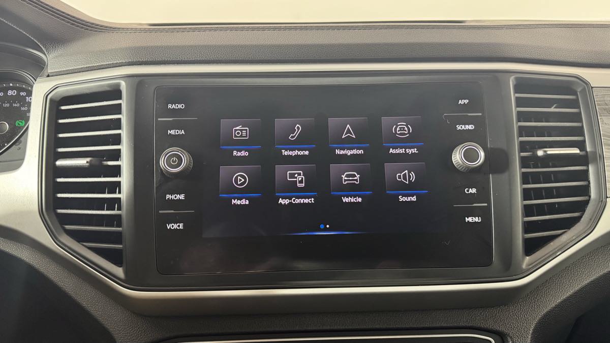 Used 2021 Volkswagen Atlas Cross Sport SE FWD image 20