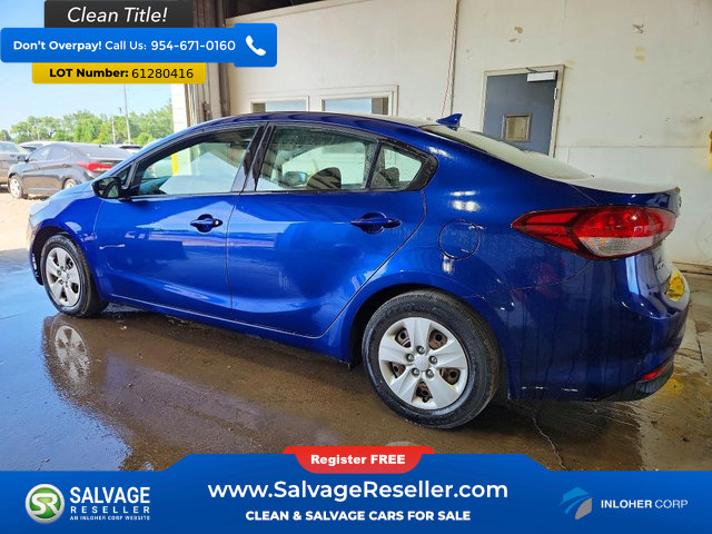Used 2018 Kia Forte LX FWD image 3