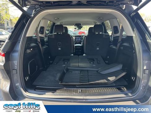 Certified 2023 Jeep Grand Cherokee L Limited AWD/4WD image 11