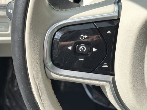 Used 2019 Volvo XC60 T5 Inscription w/ Protection Package Premier AWD/4WD image 19