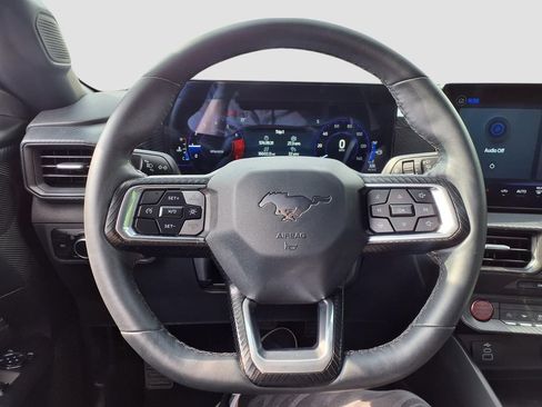 Used 2024 Ford Mustang Coupe RWD image 22