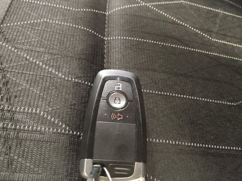 Used 2019 Ford EcoSport SE FWD image 32