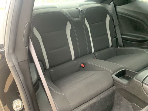 Certified 2022 Chevrolet Camaro LT image 25