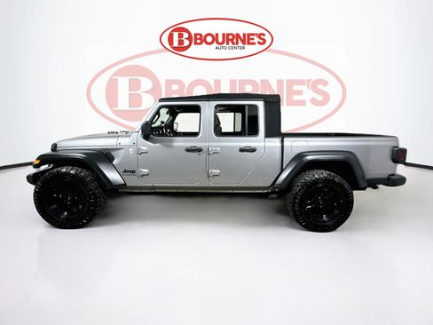 Used 2020 Jeep Gladiator Sport w/ Quick Order Package 24S AWD/4WD image 5