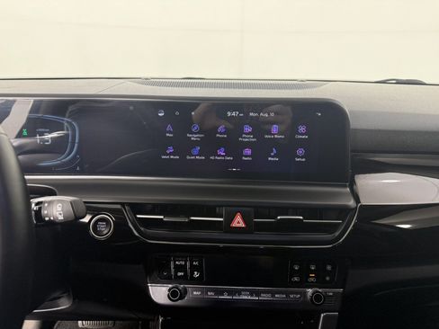 Used 2025 Kia Seltos S AWD/4WD image 18