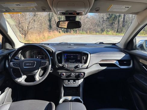 Used 2020 GMC Terrain Denali w/ Denali Premium Package image 10