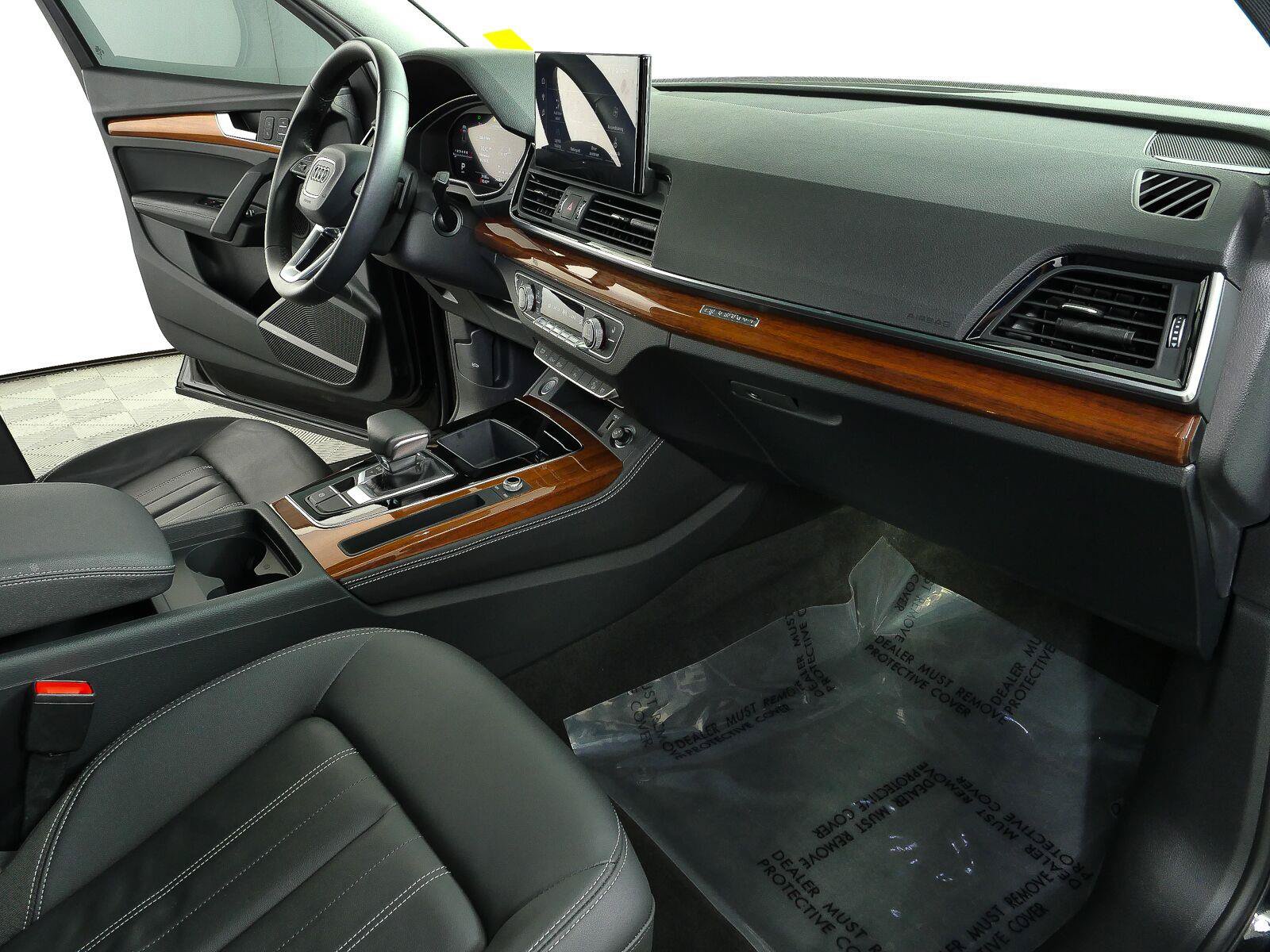 Used 2023 Audi Q5 2.0T Premium Plus AWD/4WD image 23