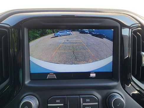 Used 2022 Chevrolet Silverado 1500 RST w/ Safety Package AWD/4WD image 15