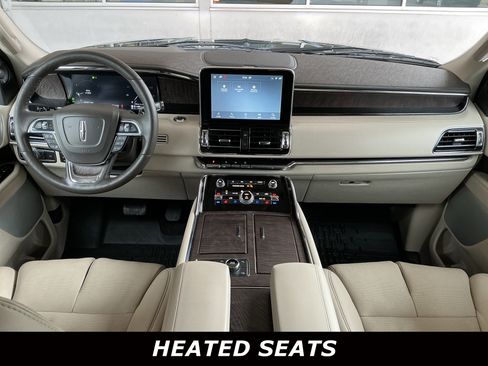 Used 2021 Lincoln Navigator Reserve w/ Luxury Package image 4