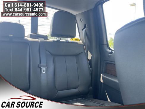 Used 2014 Ford F150 Lariat w/ Lariat Chrome Package image 24