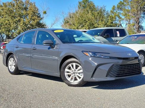 Used 2026 Toyota Camry LE image 35