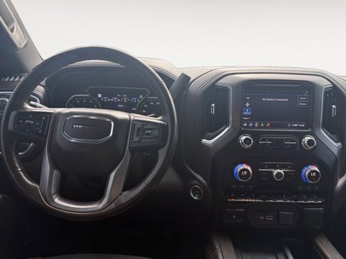 Used 2020 GMC Sierra 1500 Denali w/ Denali Ultimate Package AWD/4WD image 6