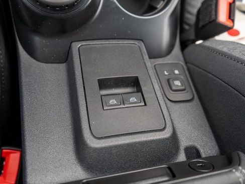 New 2025 Ford Bronco Base image 22