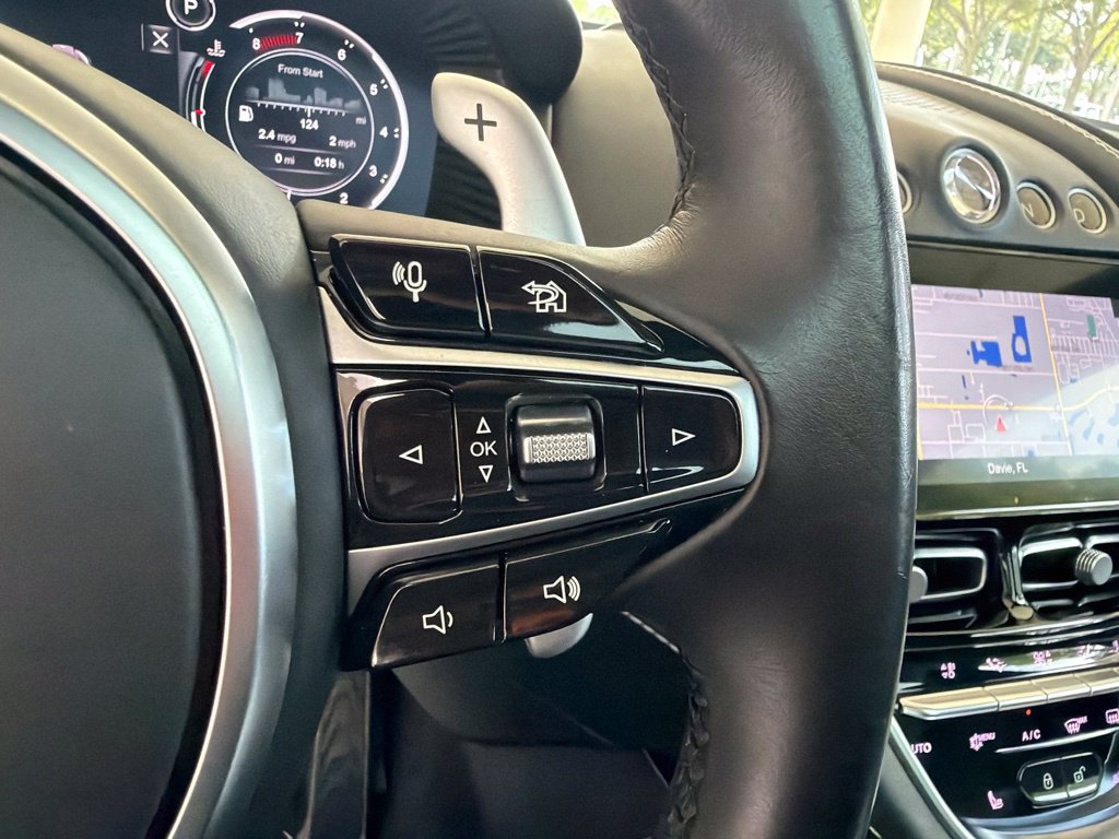 Used 2021 Aston Martin DBX AWD/4WD image 59