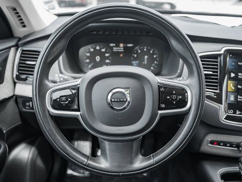 Used 2022 Volvo XC90 T6 Inscription w/ Climate Package image 25