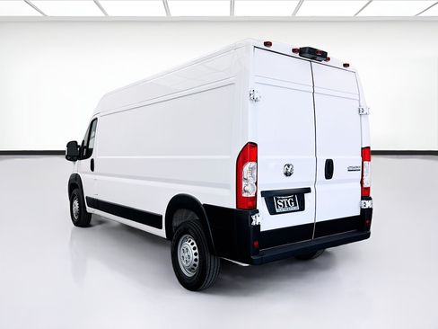 Used 2025 RAM ProMaster 2500 w/ Convenience Group FWD image 6