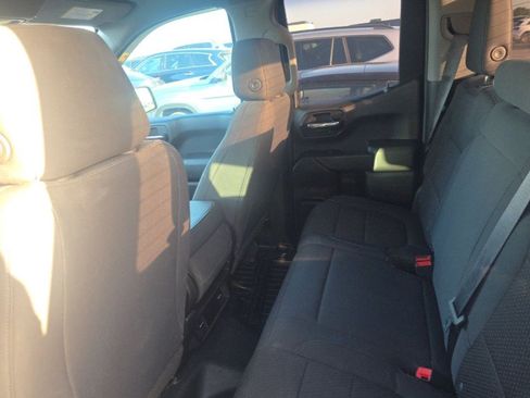 Used 2020 Chevrolet Silverado 1500 Custom w/ Custom Value Package RWD image 8