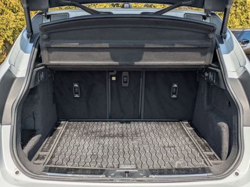 Used 2021 Jaguar F-PACE S image 16