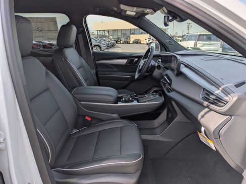 New 2026 Buick Enclave Preferred image 27